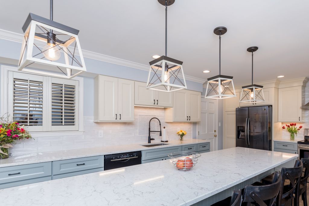Modern Kitchen with Island