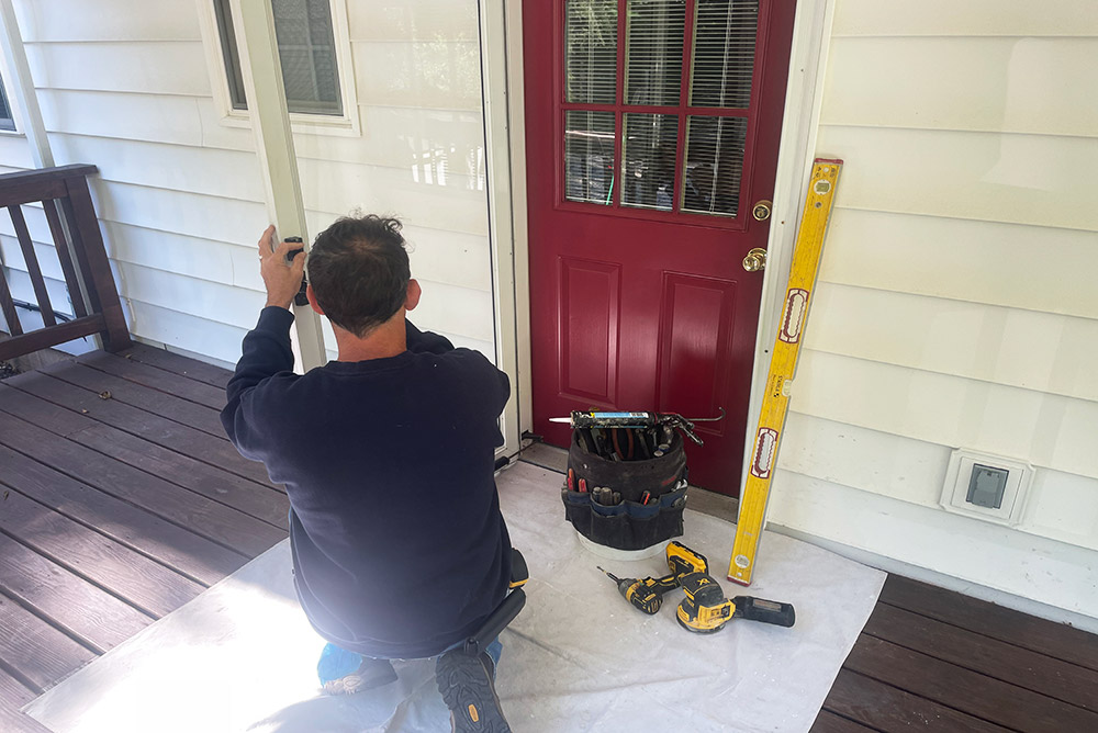 Handyman services in Plymouth Meeting, PA Professional handyman performing home repair